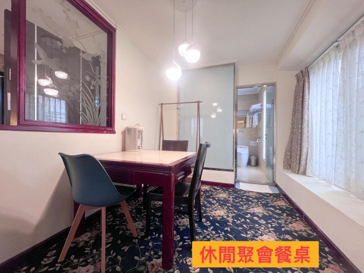 Kiwi Hotel Mrt Wenxin Branch Taichung Luaran gambar